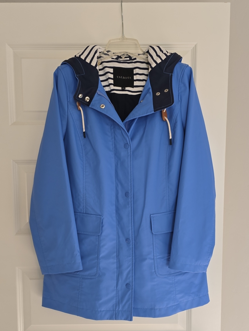 Talbots Periwinkle Blue Hooded Rain Coat with Lining